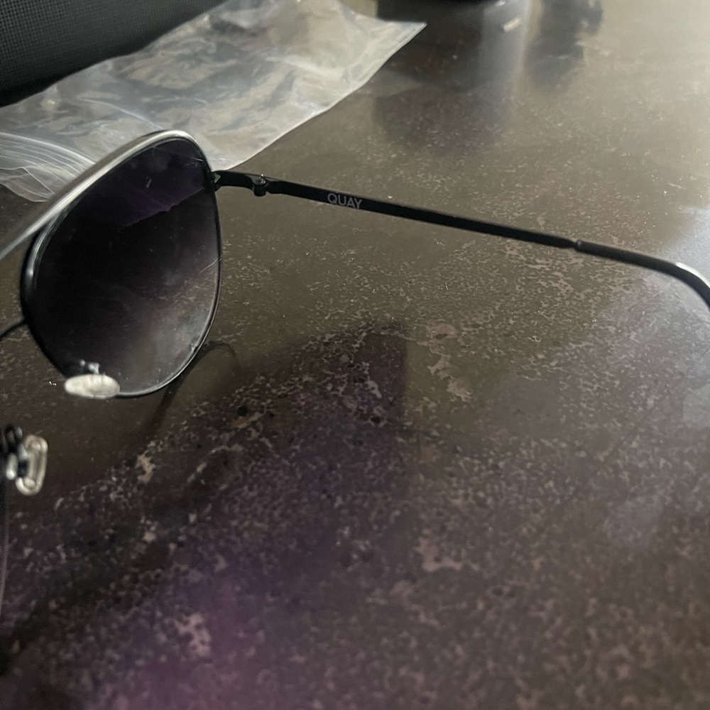 Quay Australia Black Aviator Sunglasses